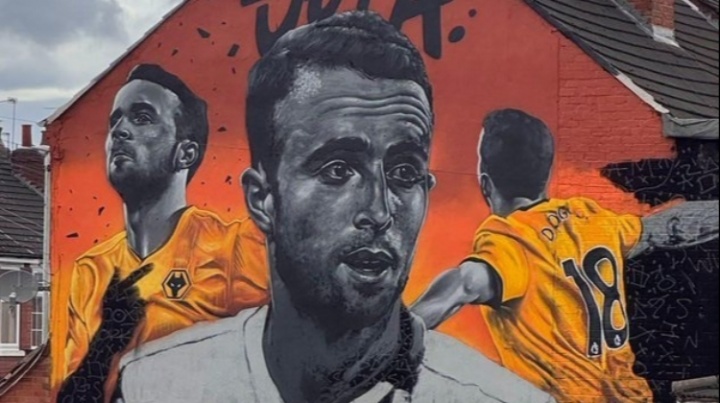 狼队球迷为若塔绘制壁画，他将永远是伍尔弗汉普顿的传奇🐺🧡