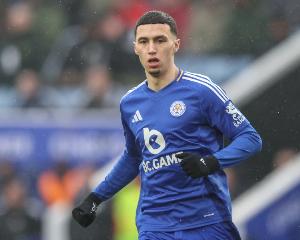 记者：水晶宫引进莱斯特城前锋埃尔哈努斯的交易破裂