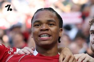 两轮均险胜！詹俊：利物浦后防线抗压令人担心，应优先考虑买格伊