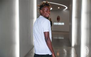 隆戈：富勒姆与米兰就丘库埃泽达口头协议，总价2400万到2500万欧