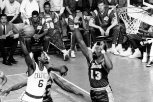 奥尼尔谈前5中锋：拉塞尔、贾巴尔、张伯伦、大梦、尤因&上将