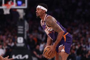 泰伦-卢：比尔的防守一直都很棒 来到这对他而言是一个全新的开始