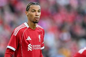 喀麦隆主帅表态不会征召埃基蒂克：喀麦隆不能只是球员的第二选择