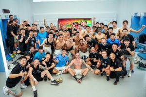 团结一心，笑容与汗水同框💪