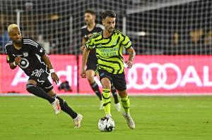 天空：法比奥-维埃拉可能租借汉堡，洛孔加可能永久转会汉堡