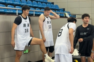 广东队记晒全运广东队备战情况：焦泊乔&李炎哲再聚首 二飞在列