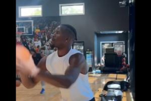 好基友终于合体！希尔德得偿所愿 和巴特勒一起训练了