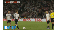 落叶球！维尔茨任意球越过人墙直接破门，德国3-1领先北爱尔兰