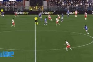 只进神仙球！帕斯灵巧转身抽射世界波破门，皮球直挂死角门将无奈