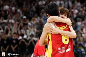 媒体人：中国女篮高命中率彰显二次集训成果 但目前换血进度偏慢