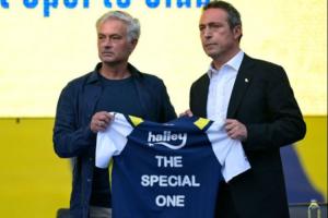 费内巴切主席回应穆帅：自贬身价！将出局归咎于一名球员是不对的