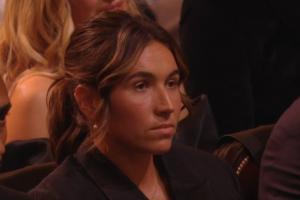 无语了😐卡尔登泰听到邦马蒂夺得金球奖后面无表情