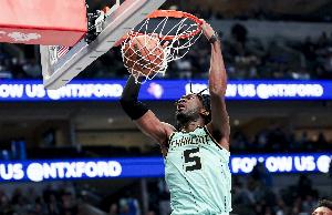 杰伦-格林：我没跟能空接的大个子合作过 很兴奋很期待与马威共事