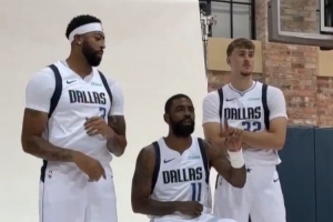 三状元合体！欧文&浓眉&弗拉格合拍定妆照！