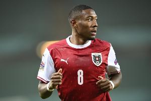 已代表奥地利连续四场出战！阿斯：阿拉巴在皇马和国家队境遇不同