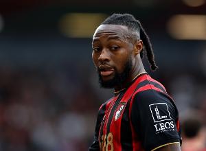 伯恩茅斯主帅谈塞梅尼奥合同：我不清楚这些，这不是我的工作