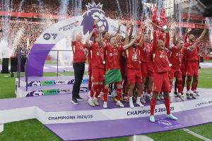 并未独行！英超卫冕冠军遭遇4连败，本赛季的利物浦是历史第4队