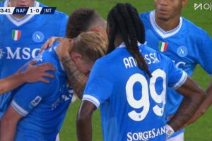 伤情不妙！德布劳内点射时受伤，直接被队医搀扶下场