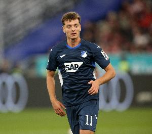 德天空：拜仁有意霍芬海姆前锋阿斯拉尼，但他本人梦想加盟巴萨