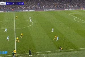 门将？门卫！😤多纳鲁马出击精准铲下对手单刀，快速起身两连铲