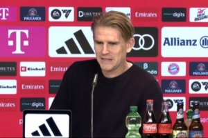 弗罗因德：我们的主要目标是与于帕续约 对门将位置情况非常满意