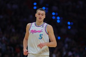 约维奇：本赛季的热火更像一个大家庭 有人表现不好我们都会鼓励