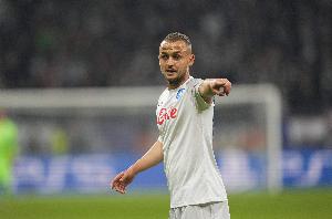 经纪人：洛博特卡明夏可能离开那不勒斯，30岁在孔蒂手下踢球很难