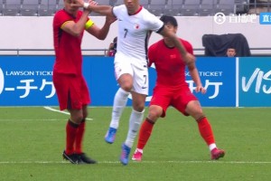 回看双方冲突起因：王钰栋连遭小动作挑衅后失控；杨晨：控制情绪