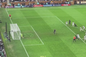 那一夜撒了泡尿回来比分就平了，姆巴佩多强只有那天的阿根廷知道