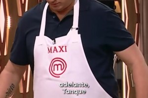 国外版一站封神！旺达都能参加综艺吃汉堡啦，是真会吃！