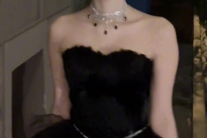 鸡腿诺这身万圣节穿搭如何？感觉像低配版赵露思🙊