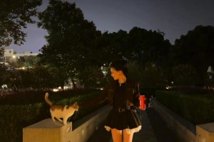 姐姐太美啦~范志毅的大公主就是这么甜，有种富家千金的美😍