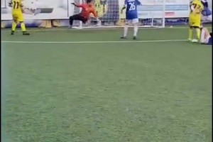 继承老爸几分天赋？德布劳内儿子的进球视频！